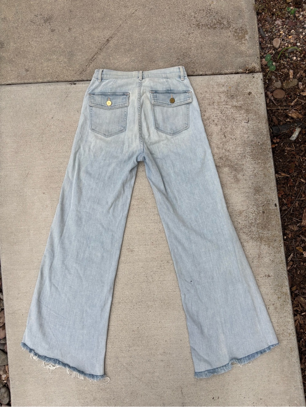 Jeans - Picture 7 of 9